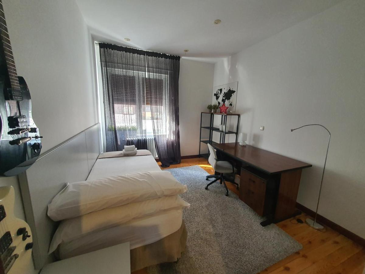 Teo Lägenhet Pamplona Exteriör bild